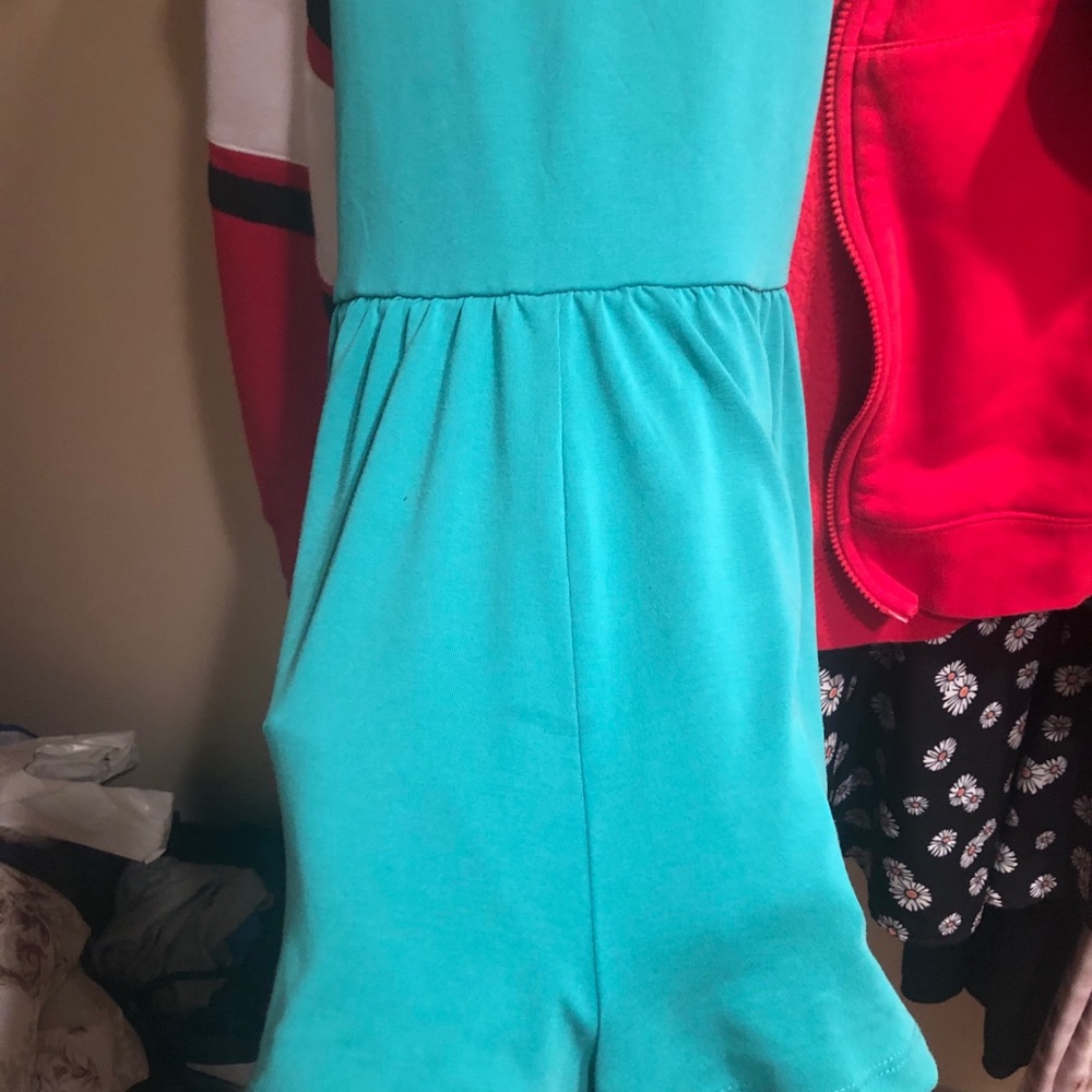 F21 romper - Picture 8 of 8